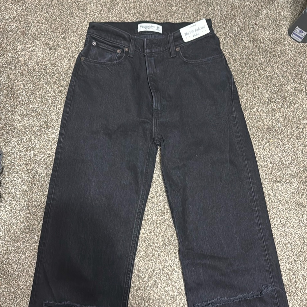 Abercrombie high rise 90’s relaxed jeans size 25 extra long
